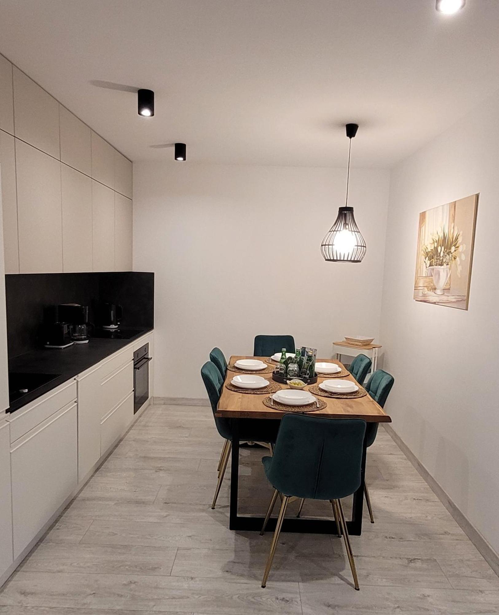 Horyzont Apartamenty-anton-piekny Blisko Centrum, Dwie Sypialnie, Prywatny Garaz